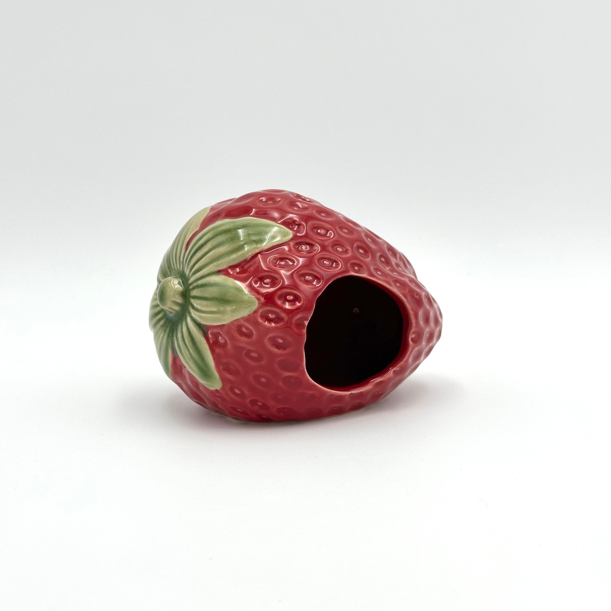 Strawberry hideout