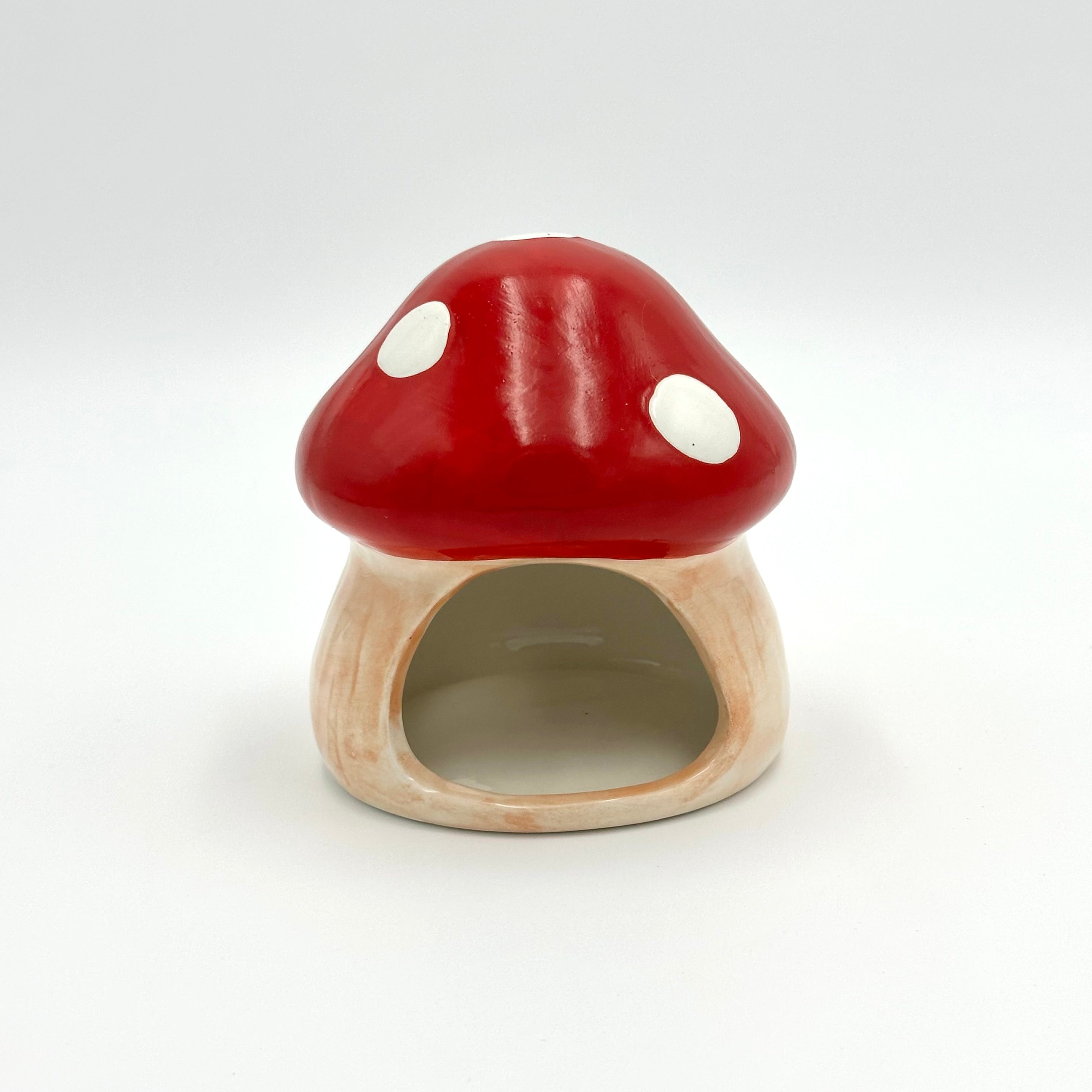 Mushroom hideout